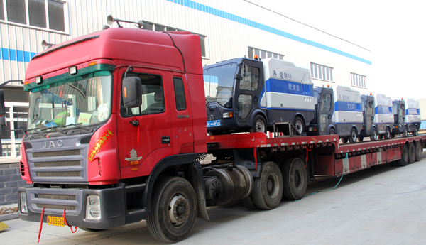 熱烈慶祝我司新產(chǎn)品Y11儲(chǔ)運(yùn)車進(jìn)駐河北唐山萬(wàn)達(dá)廣場(chǎng)