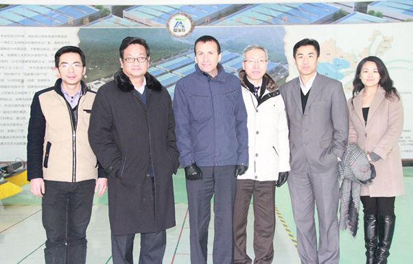 美國坦能亞太區(qū)執(zhí)行董事Mr.Mauro Compagnoni一行蒞臨我司參觀、交流